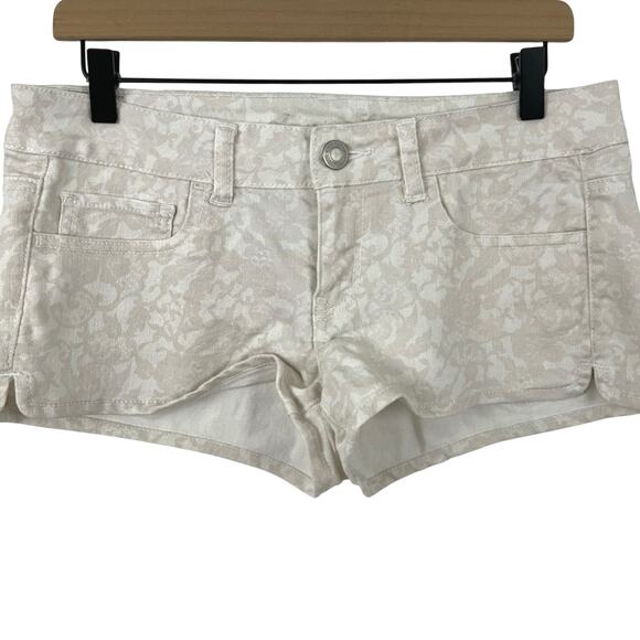 American Eagle Women Micro Denim Jean Shorts Stretch Floral Beige Preppy Size 8 - Picture 1 of 7